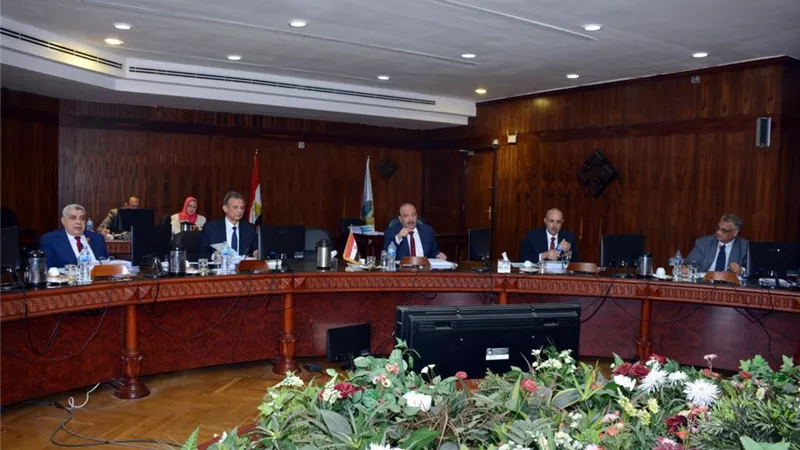 ترقية 21 عضواً بهيئة التدريس وتعيين 11 مدرساً بجامعة طنطا