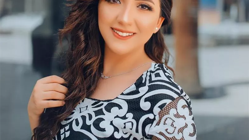 آيه عبدالله تحيي حفلا غنائيا بجزيرة المعادي ثالث أيام العيد