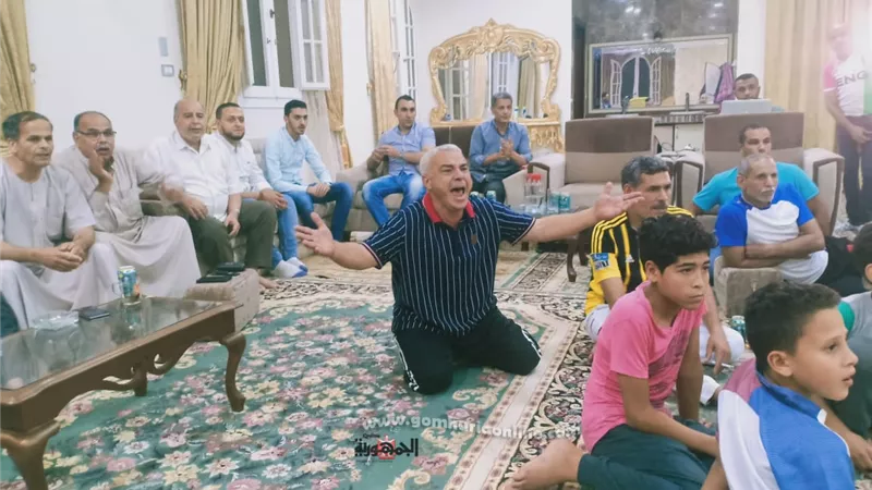 صور: فرحة بين أهالى قرية 