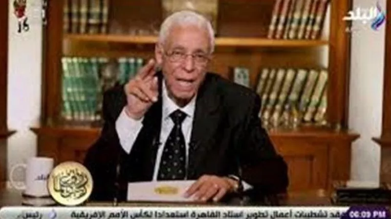 حسام موافي يحذر من خطورة السمنة على المفاصل.. فيديو