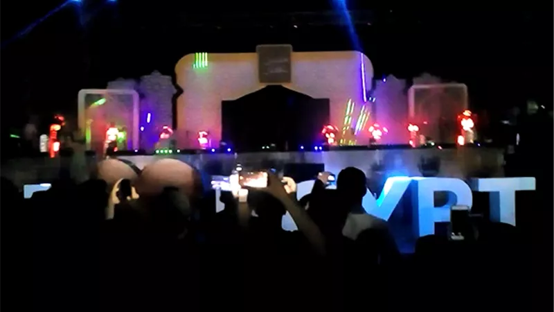 العاصمة الإدارية تبهر العالم بأكبر استعرضات فى الألعاب النارية..فيديو