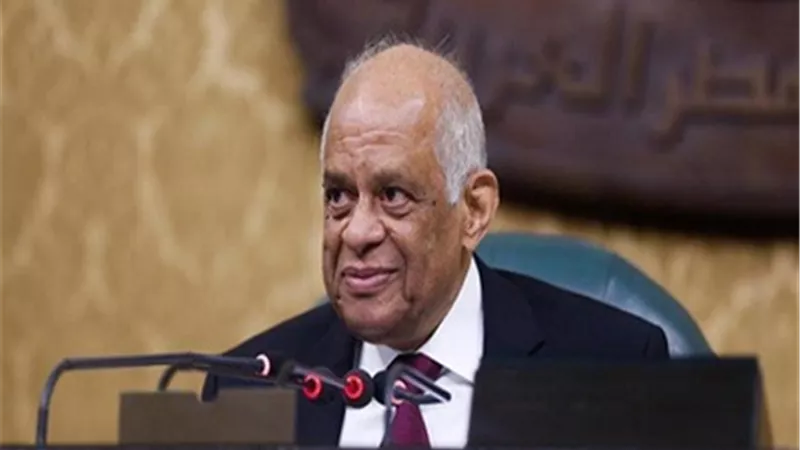 رئيس مجلس النواب يهنئ الرئيس السيسى بمناسبة عيد الفطر المبارك