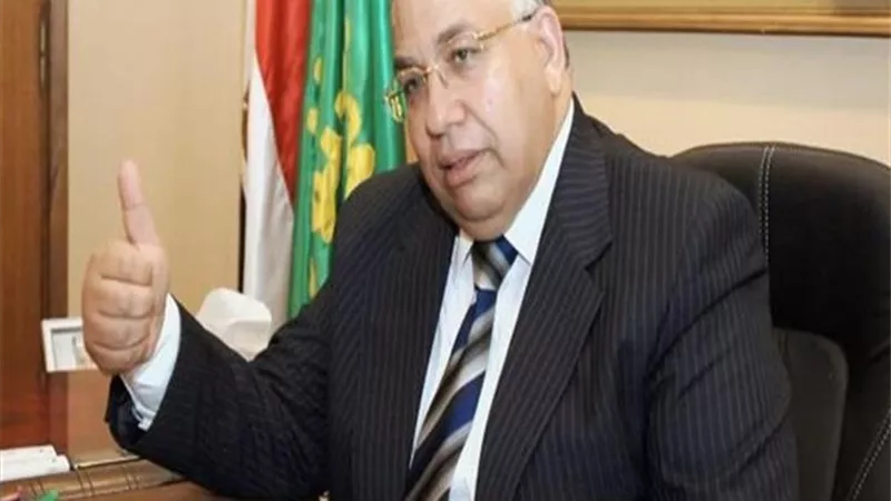 وكيل مجلس النواب يهنيء الرئيس السيسي بعيد الفطر المبارك