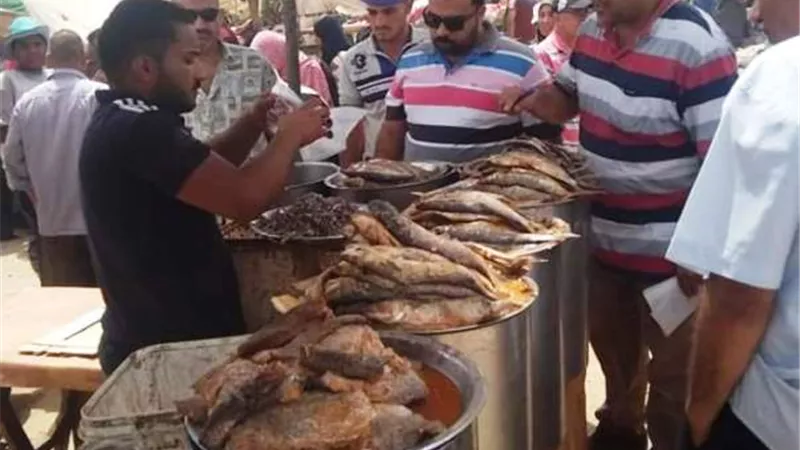 صحة الشرقية تعدم أكثر من 600 كيلو أغذية فاسدة بسوق الجمعة بالعاشر