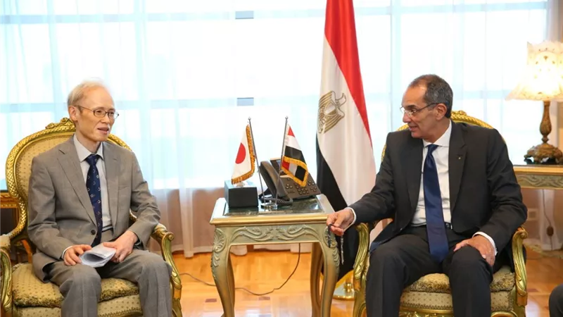 وزير الاتصالات يبحث مع سفير اليابان تعزيز التعاون في مجال تكنولوجيا المعلومات