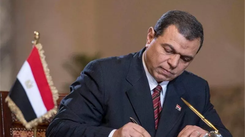 القوي العاملة تسهم في مساعدة 12 مصريا بالسعودية بقضاء إجازة العيد مع ذويهم بمصر