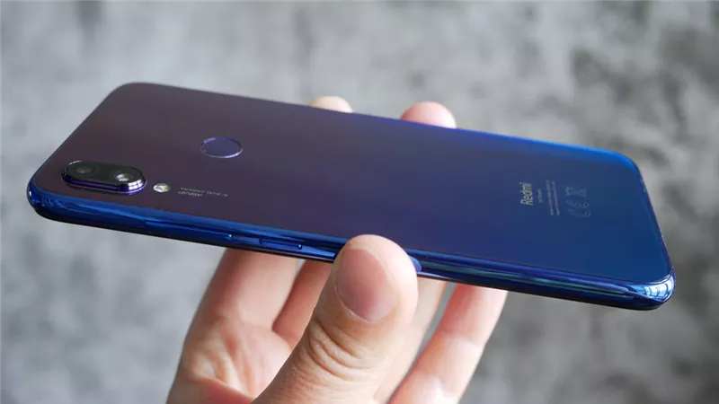 Xiaomi تكتسح سوق الهواتف الذكية بجهاز جديد