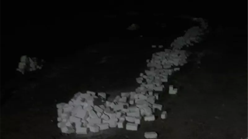 مديرية الزراعة بالفيوم تقوم الآن بإزالة سور على مساحة ١٢ قيراط