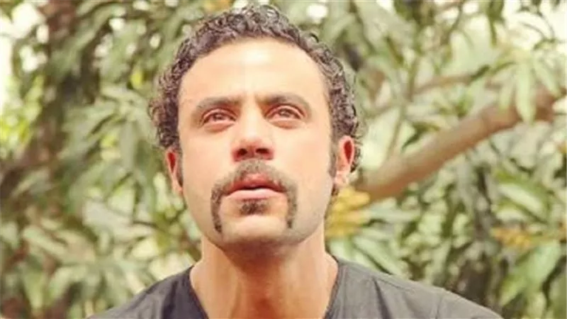 محمد امام يعلن عن مفاجات للجمهور قريبا
