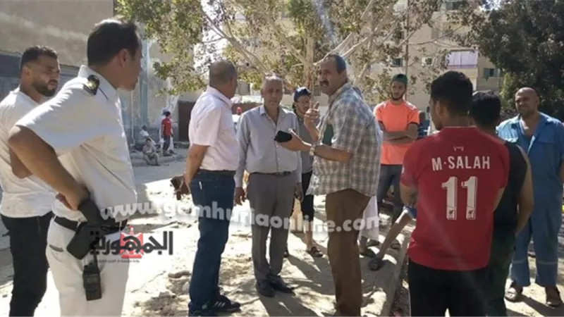 لجنة هندسية تعاين حريق مخبز الإسماعيلية ..صور
