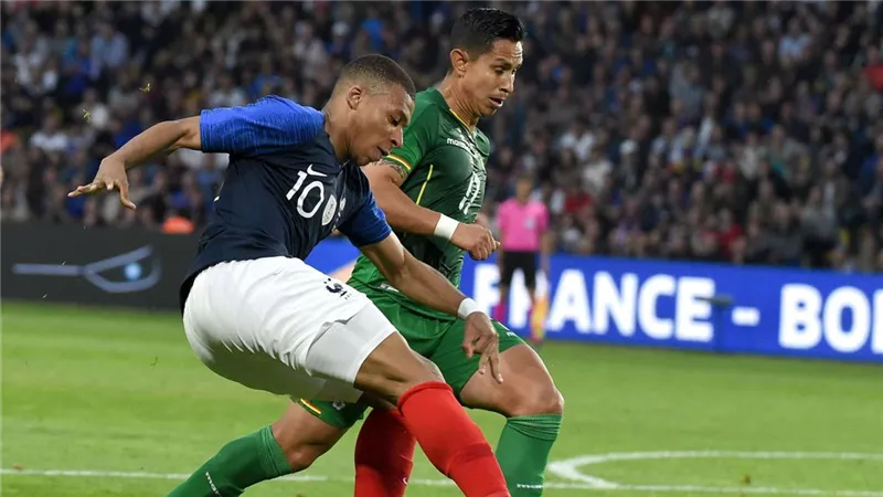 كل ماتريد ان تعرفة عن مباراة تركيا وفرنسا اليوم فى تصفيات اليورو .. بث مباشر ..