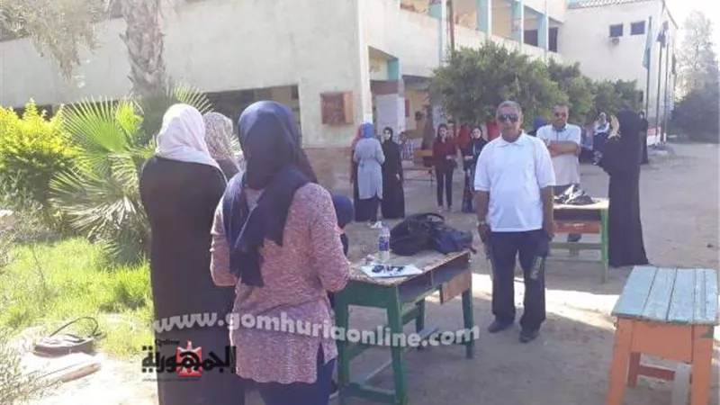 بالصور.. انطلاق امتحانات الثانوية بالشرقية وسط إجراءات أمنية مشددة 