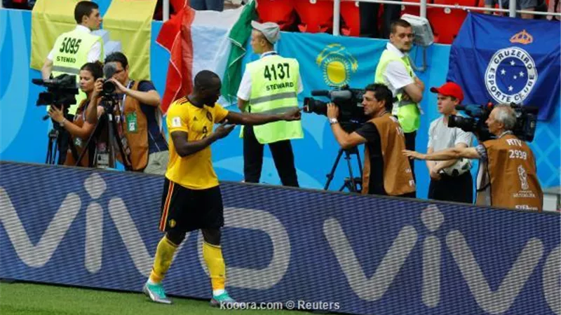 لوكاكو يستعرض عضلاته قبل مباراة كازخستان : أنا الهداف التاريخى لمنتخب بلجيكا ... شاهد المباراة بث مباشر الليلة