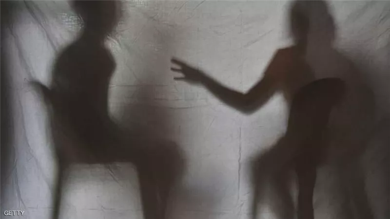 فضيحة غريبة خلال اجتماع حكومي في الهند.. فيديو