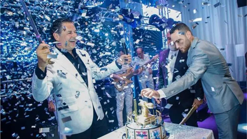 راغب علامة يحتفل بعيد ميلاده في دبي