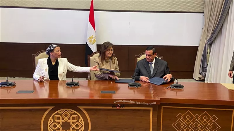 المرحلة الرابعة من البنية الأساسية لمنظومة المخلفات بالمحافظات