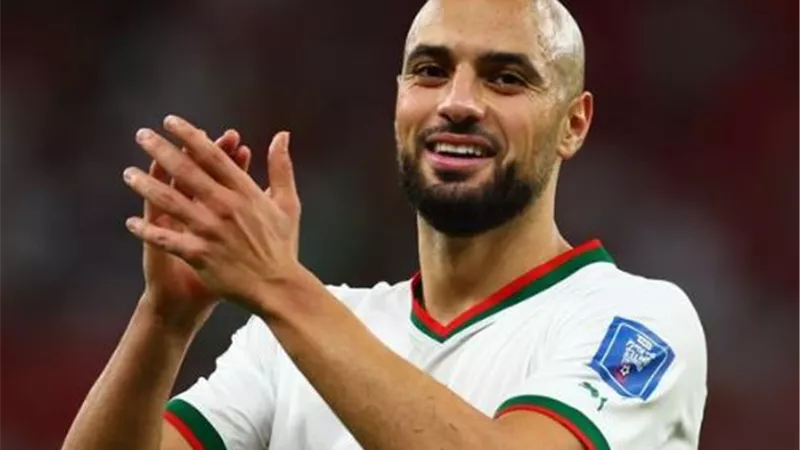 كواليس اللقاء السري بين ليفربول ونجم المنتخب المغربي