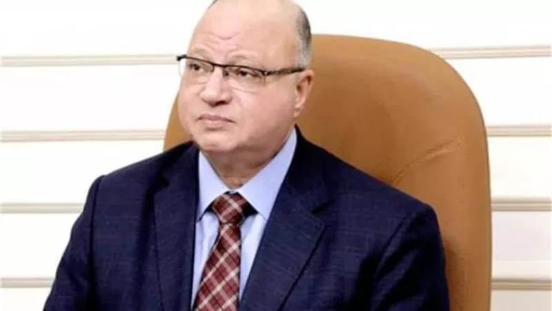 محافظ القاهرة يعلن توفير ٥٨ أوتوبيسا لخدمة زوار معرض الكتاب