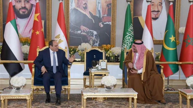 المتحدث الرئاسي ينشر صور وصول الرئيس السيسي الرياض للمشاركة في القمة العربية الصينية الأولى