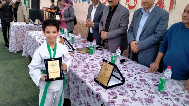 الصبروط يشهد تكريم المتميزين رياضيا بمركز شباب المنشية ببنها.. صور