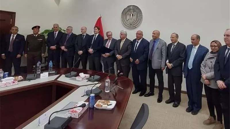 تعاون بين جامعتي بنى سويف التكنولوجية وستراثكلايد البريطانية