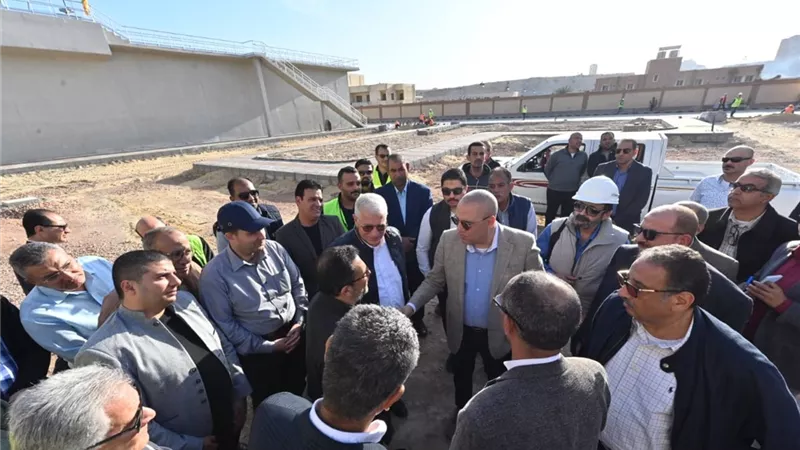 وزير الإسكان يتفقد محطة المعالجة بمشروع أبوتلات بمحافظة الإسكندرية