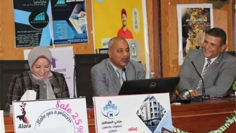 عرض مشروعات إعلانية لطلاب قسم الاعلام بجامعة سوهاج