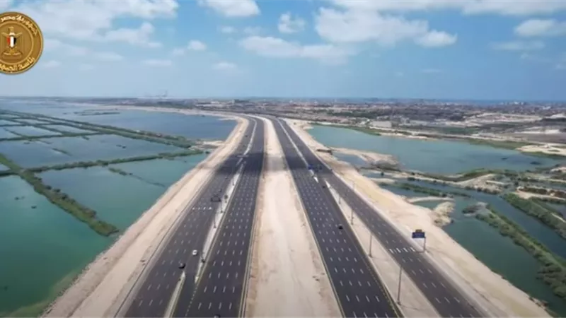 رئيس شركة: محور أبو ذكري يربط الطرق وينشط حركة التجارة.. فيديو