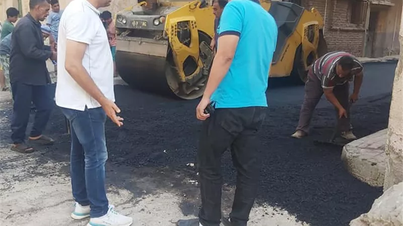 أبو ليمون: متابعة يومية لخطة الرصف وتطوير الشوارع بالمنوفية.. صور
