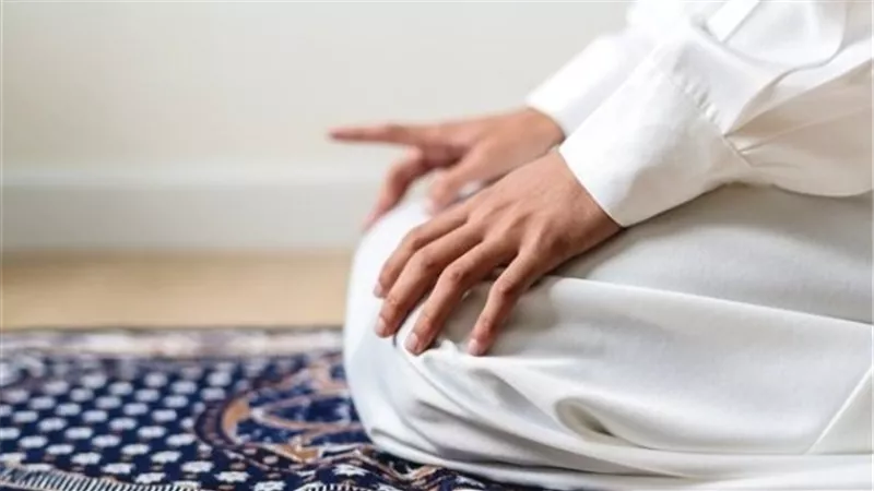 صلاة النافلة..هل يجوز تأديتها جالساً؟