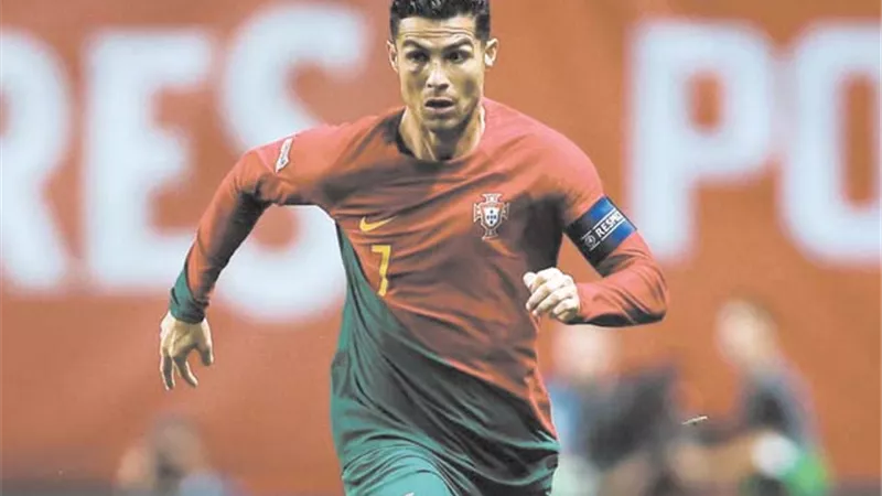 رونالدو.. حديث السوشيال ميديا