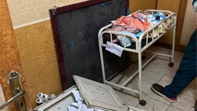 أطفال حديثي الولادة بحجرة للمخلفات..الصحة تغلق مستشفى بشبين القناطر