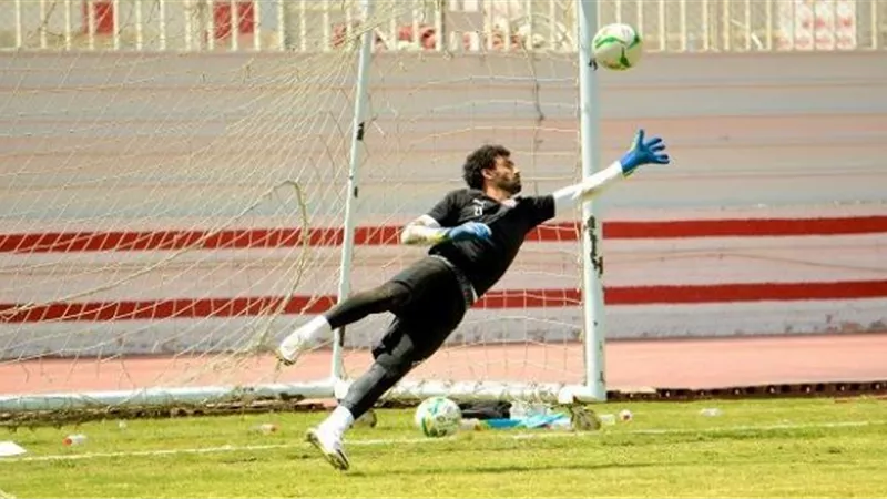 مران الزمالك: محمد عواد يشارك في مران الحراس