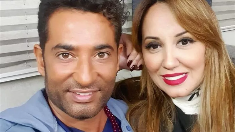 عمرو سعد برفقة زوجته فى احدث جلسه تصوير
