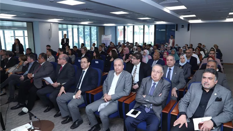 افتتاح مؤتمر ريادة الأعمال والإبتكار بمنظور الجيل الرابع من الصناعة