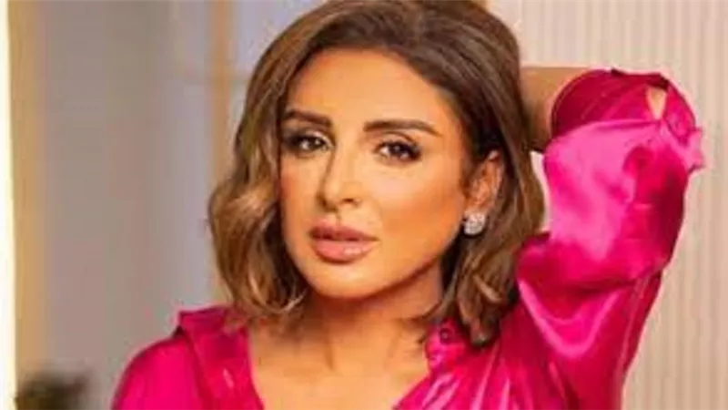 رحلة معاناة أنغام مع رحلة الأمعاء التى تسببت فى كوابيس