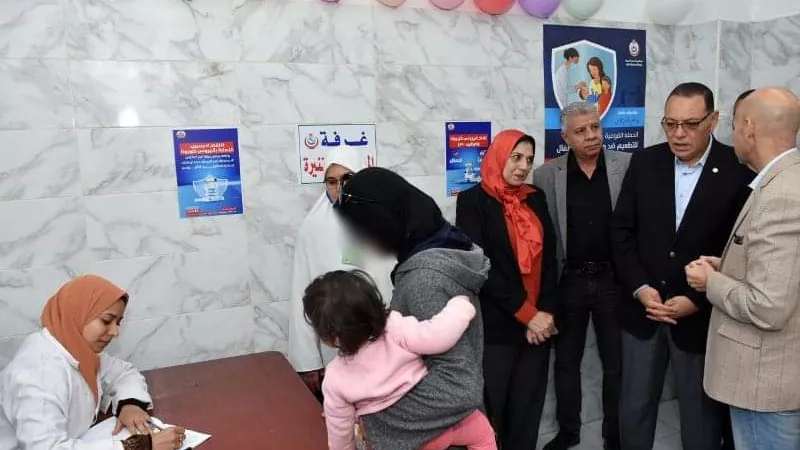 انطلاق فاعليات الحملة القومية للتطعيم ضد شلل الأطفال بالزقازيق