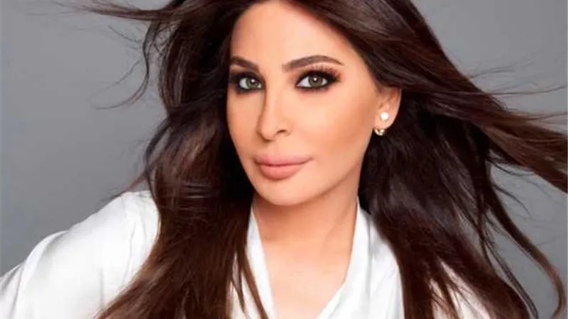 كتبتوا التاريخ ورفعتوا راسنا.. إليسا تهنئ المغرب بعد الفوز الثمين