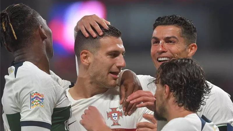 رونالدو يقدم هدية لبرشلونة في الميركاتو الشتوي