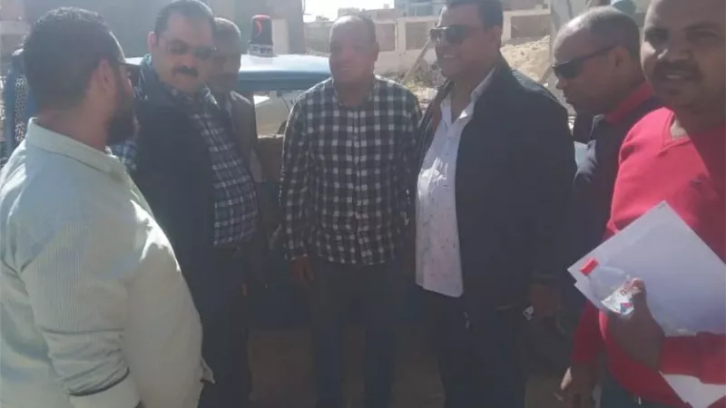 رئيس مدينة سفاجا يتفقد عملية تطوير المعمل المشترك بالإدارة الصحية