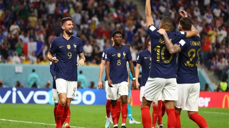 نجم منتخب فرنسا: سنبذل أقصى جهد لدينا لكسر صمود الدفاع المغربي