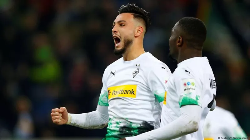 نجم الجزائر يقترب من الانتقال إلى بروسيا دورتموند