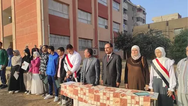 على مائدة القرآن الكريم يلتقى الجميع فى النشاط الثقافى بالعبور