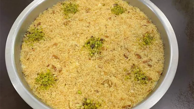 تعرفى على طريقة عمل كنافة بالقشطة