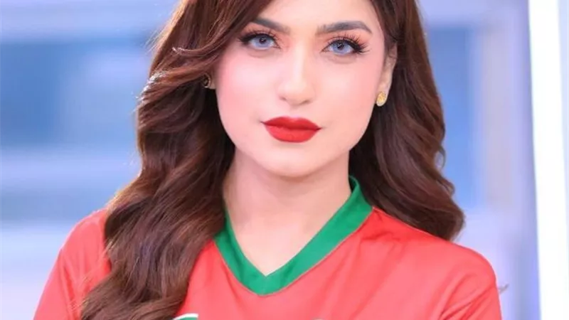 بتشيرت الفريق.. ياسمين عز تدعم المنتخب المغربى فى المونديال