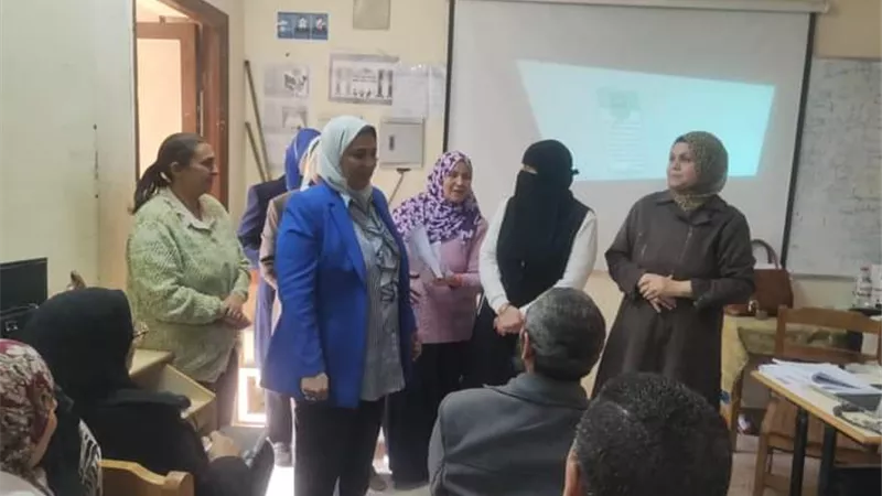 تدريب ١٢٠٠ موجه ومعلم في كل التخصصات بالجيزة