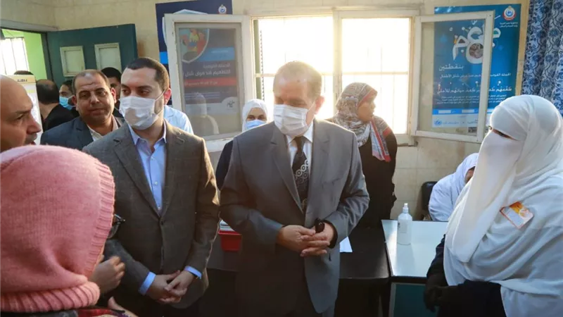 محافظ كفر الشيخ يتابع الحملة القومية للتطعيم ضد مرض شلل الأطفال