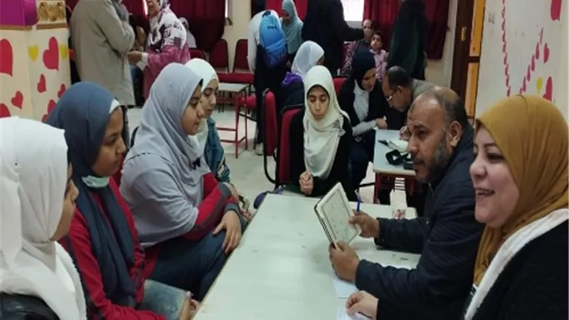 بدء فعاليات اليوم الثاني لمسابقة القرآن الكريم بتعليم العبور.. صور
