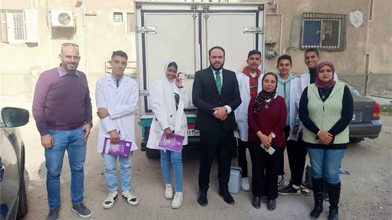 مدير صحة الإسماعيلية يتفقد حملة شلل الأطفال بالأرياف..صور