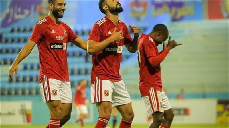 طبيب الأهلى يكشف حجم إصابة «بيرسي تاو» ومدة غيابه